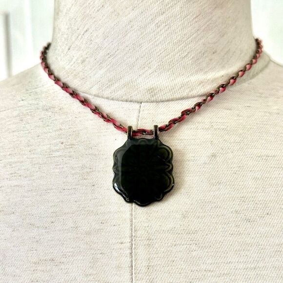 Enamel pendant necklace with ribbon chain - Picture 1 of 11